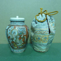 ��������@�������u